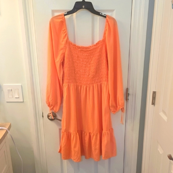 LC Lauren Conrad Dresses & Skirts - LC Lauren Conrad Peach Dress Size M (Bin 7)